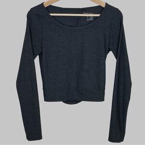 Aritzia The Constant Dawn T-Shirt (open-back long sleeve) Charcoal M